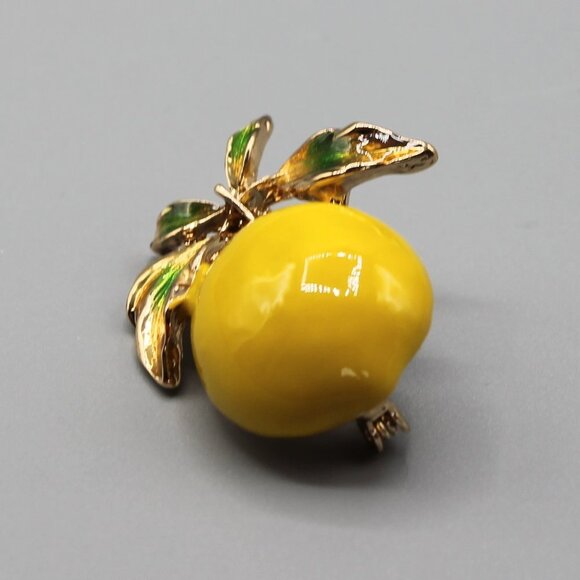 Jewelry pin brooch lemon fruit nature yellow gold tone fun fashion new - Picture 10 of 14
